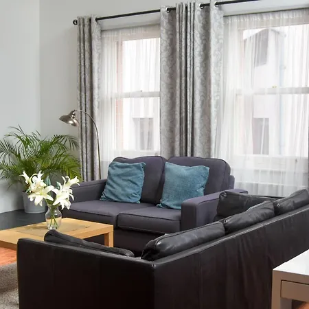 Apartment The Old Coach House: Luxury Harbourside *