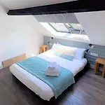 Apartment The Old Coach House: Luxury Harbourside
