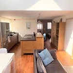 The Old Coach House: Luxury Harbourside *