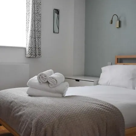 The Old Coach House: Luxury Harbourside