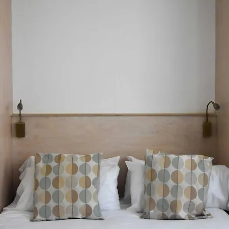 The Old Coach House: Luxury Harbourside ブリストル