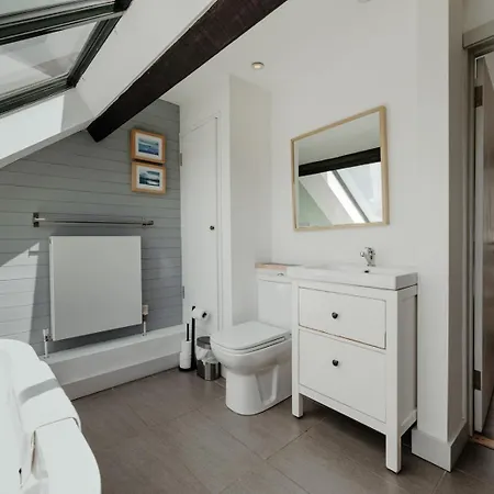 The Old Coach House, Luxury Harbourside Διαμέρισμα *
