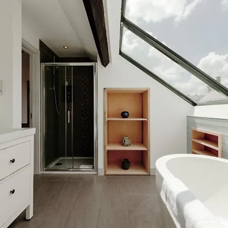 The Old Coach House, Luxury Harbourside Lägenhet *