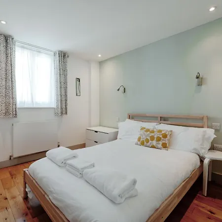 The Old Coach House, Luxury Harbourside Lägenhet Bristol