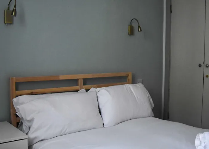 The Old Coach House: Luxury Harbourside Apartamento