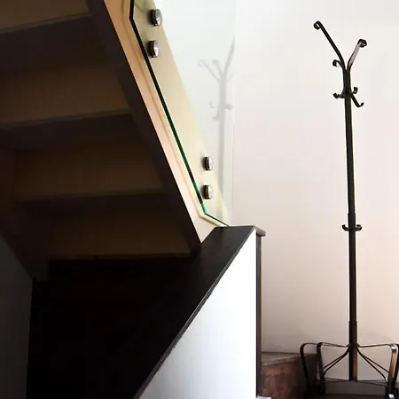 The Old Coach House: Luxury Harbourside