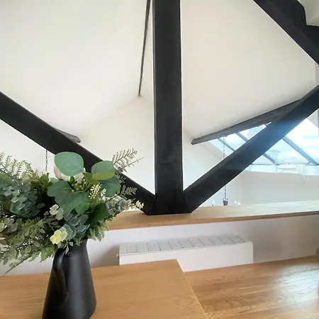 The Old Coach House, Luxury Harbourside 아파트 *