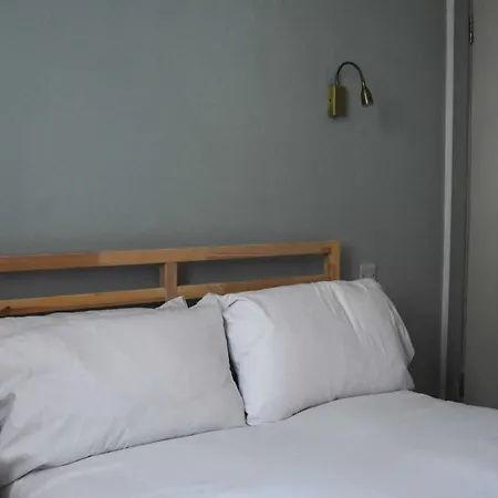The Old Coach House: Luxury Harbourside Appartement