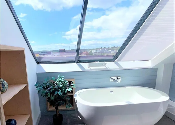 Apartamento The Old Coach House: Luxury Harbourside *